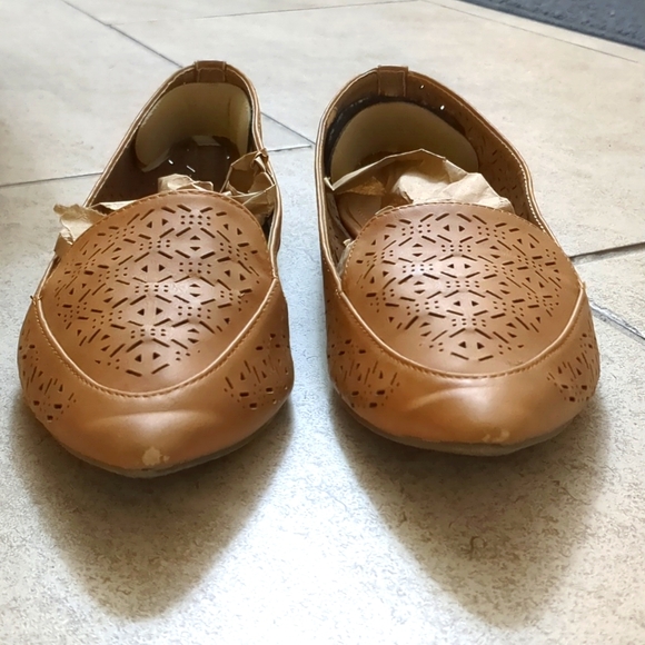 Tan Laser Cut Flats - Picture 3 of 5